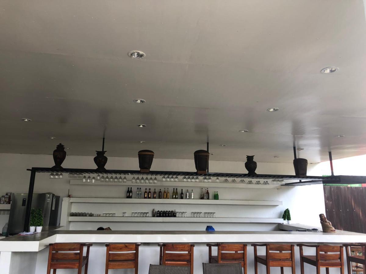 Alesseo Hostel Tiniguiban 외부 사진