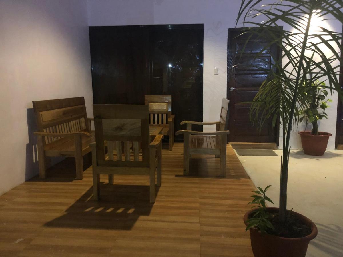Alesseo Hostel Tiniguiban 외부 사진