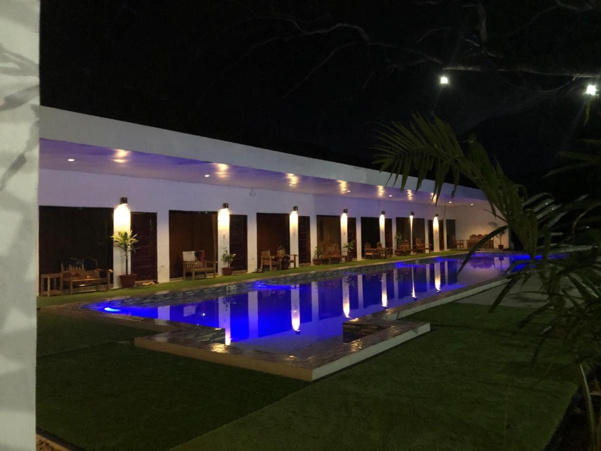 Alesseo Hostel Tiniguiban 외부 사진