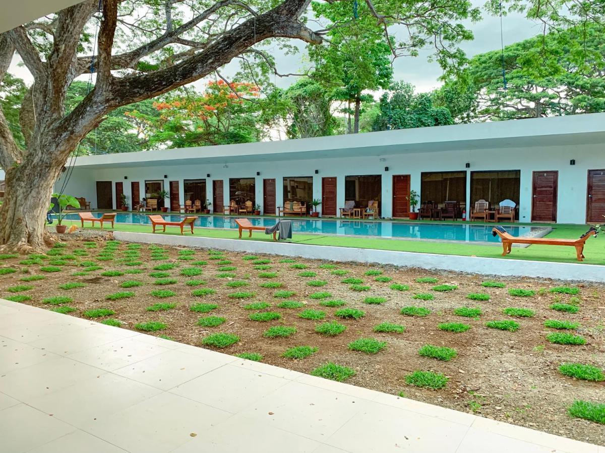 Alesseo Hostel Tiniguiban 외부 사진